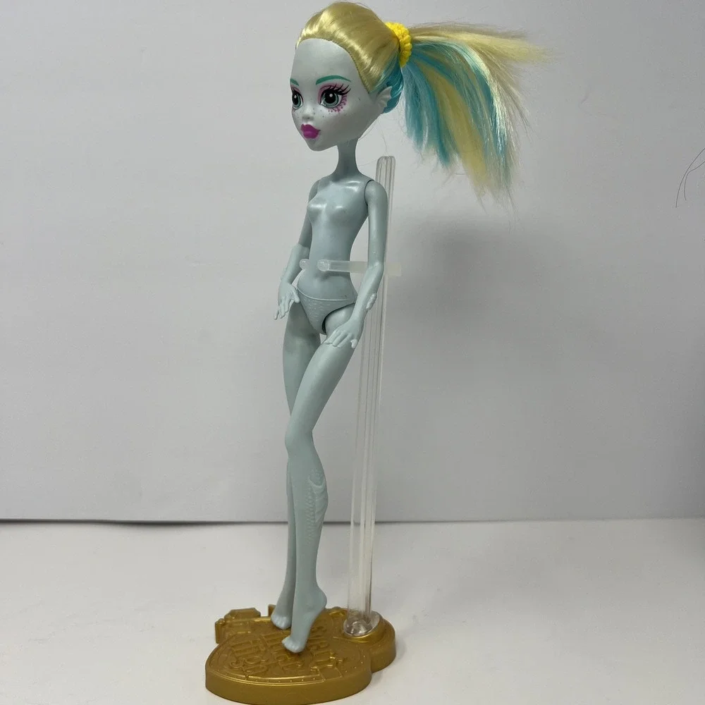monster high item as